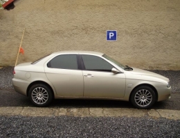 Alfa Romeo 156 s instalovanymi protislunecnimi autofoliemi Llumar ATR5