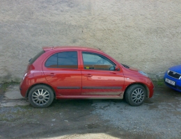 Nissan Micra instalace protislunecni autofolie Llumar AT15