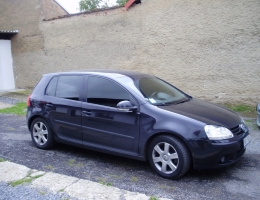 VW Golf 5 instalace protislunecni autofolie Llumar ATR5