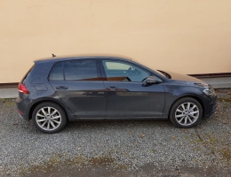 VW Golf s autofóliemi LLumar ATR15CH